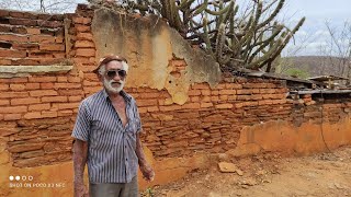 UMA PALESTRA COM PEDRO TARGINO NA FAZENDA FORMIGA, EM SALGUEIRO NO SERTÃO PERNAMBUCANO BRASILEIRO.