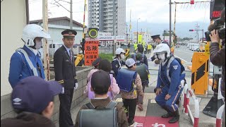 群馬・高崎市の踏切で小4女児が電車にはねられ死亡 　去年、長野・塩尻市でも小2女児が…事故現場で安全な渡り方を呼びかけ