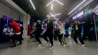 Jackson Wang 王嘉尔 - Young Blood 洋布拉德 【SDC FINALE Dance Practice Video 1 】 这就是街舞3总决赛战队秀练习视频 1