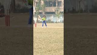 Mera match tha cricket ground mein blue vs green ground ka naam tha SSC a