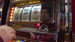 RETROcasino岡商店　レトロ４号機　SLOT＆PACHINKO　山佐タイムクロス　基盤の調子が微妙、古いからしょうがないけど、また掃除して、復活させよう。