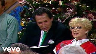 Bill & Gloria Gaither - Joy to the World (Live)