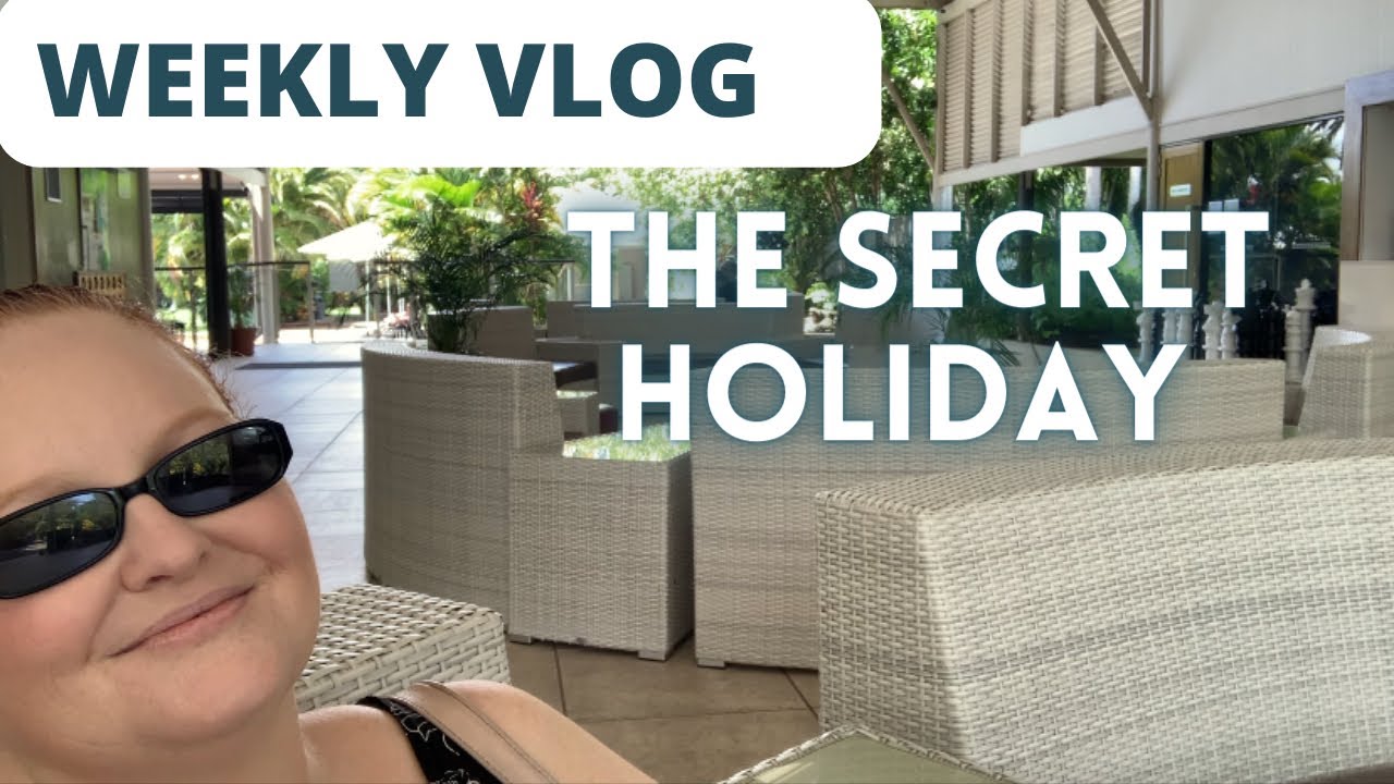 THE SECRET HOLIDAY / VLOG - YouTube