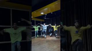 Bollywood song with Locking style 🔥🤘🏻 #dance #trending #fyp #fypyoutube