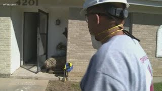 Veterans help clean up flooded homes
