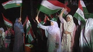Pakistan anti-government protesters camp out in Islamabad