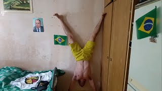 Parada de mão (handstand) 56 - 59 de 1000