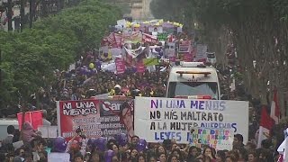 Lima protesters demand end to violence against women