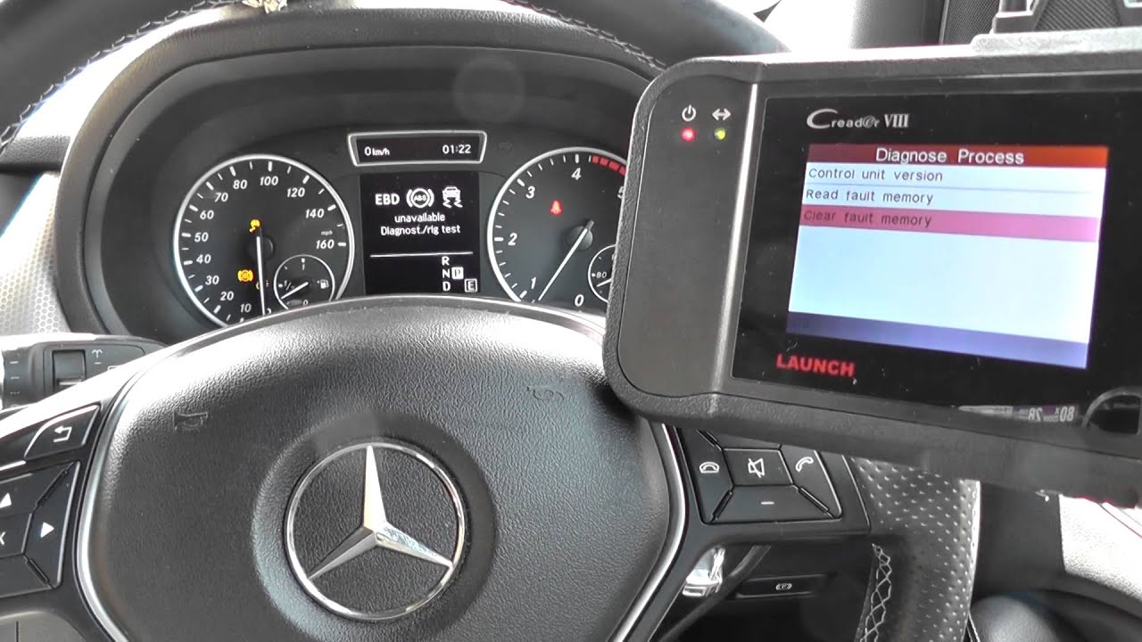 Launch VIII Mercedes Benz B Class W246 ABS EBD ESP Warning Diagnose ...