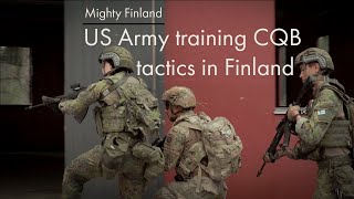 US Army training CQB tactics with Finnish troops