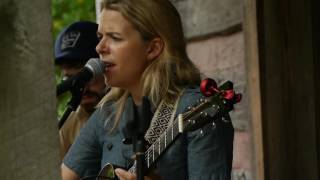 Aoife O'Donovan || Gladden House Sessions 2016