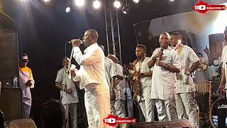 WAHALA! KING WASIU AYINDE STAGE BATTLE WITH HIS BAND BOYS IN IBADAN @BOTTLES LOUNGE, GANUSI TOO MUCH