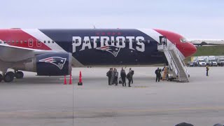 Web Extra: Patriots Arrive In Atlanta