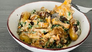 Very simple and delicious recipe. Chanterelle skillet with parsley potatoes.