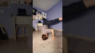 Как делать брейк? #брейкданс #dance #bboy #breaking #брейк #breakdance #dancer #спорт