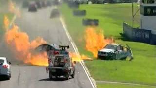 V8 Supercar Explosion - Perth - Karl Reindler \u0026 Steve Owen