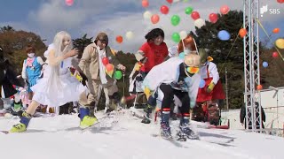 「待ちに待った」「久々でうれしい」25年連続日本一早い屋外スキー場　富士山にオープン＝静岡・裾野市