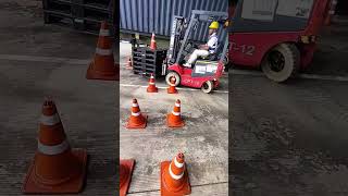 ฝึกทักษะ ความชำนาญ #อบรมขับรถโฟล์คลิฟท์ #รถยก #ฟอร์คลิฟท์ #Forklift #โฟล์คลิฟท์ #Safety #อบรม #HR