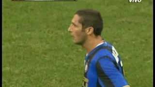 Primer Gol de Ronaldinho en el Derby Italiano- Partido Oficial(Milan 1 Inter 0)
