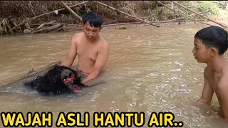 🔴 NGERII ‼️ TERNYATA BEGINILAH WUJUD ASLI HANTU AIR / HANTU BANYU