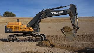 Volvo EC700C loading Volvo A35E and A35G - Part 2