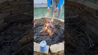 First Highlight of 𝑀𝒶𝓃𝒹𝓎 𝐿𝑒𝑒 live by a fire, learning how to live stream. 2025