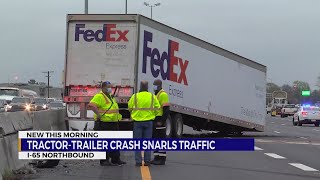 Crash snarls traffic on I-65