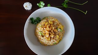 (ENG) 마늘 하나로 저 세상 맛을 내는 볶음밥 | Garlic Fried Rice