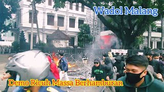 Momen Kericuhan Demo Di Malang