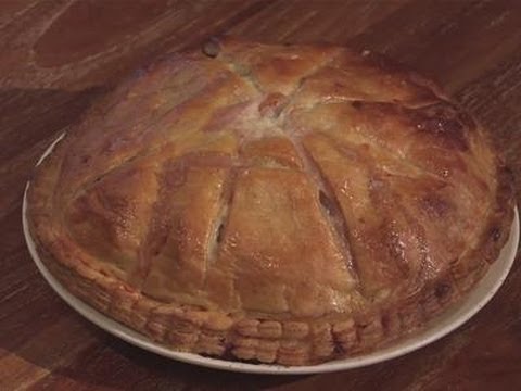 A guide to making sausage pies A guide to making sausage pies