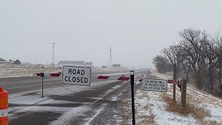 Wyoming drivers face dangerous wind and snow conditions