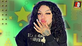 Jaidyn Alexxis Browse Social Media and Watches Conspiracy Theories While Holding Journey