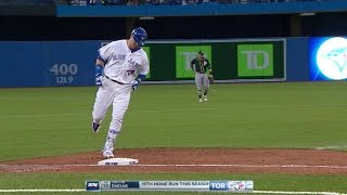 OAK@TOR: Smoak cracks a three-run homer in 2nd inning