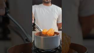 ചീസി ഉരുളക്കിഴങ്ങ് പന്തുകൾ 🔥 Cheesy potato balls 😋 #shorts #malayalam