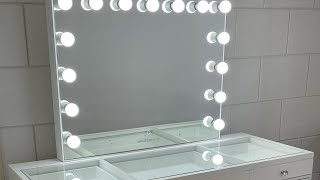 Vanity Station Classic by Bright Beauty Vanity. Hollywood make-up table. Free shipping in the EU.