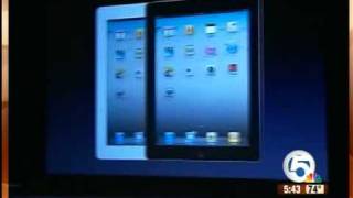 Steve Jobs appears at iPad 2 event