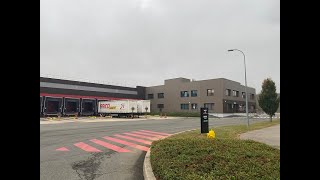 Le groupement Les Mousquetaires inaugure l'extension de sa base logistique de Garancières 2