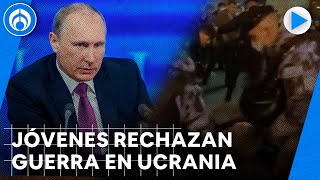 Jóvenes rusos protestan contra la guerra de Putin pese a amenazas de cárcel