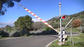 Spoorwegovergang Silanus (I) // Railroad crossing // Passaggio a livello