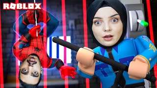 SÜPER KAHRAMAN OLDUK !! 😱 Roblox Escape Superhero Obby!