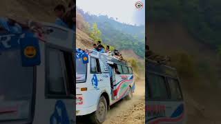 TATA धुल्लामै बाटो पहाडको/Muddy road in Hilly region/कोशिपारी यातायात उकाली ओराली गर्दै #12gau