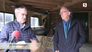 Burgemeester Fred van Trigt maakt fietstocht langs oorlogsherinneringen in Zoeterwoude (2021-04-30)