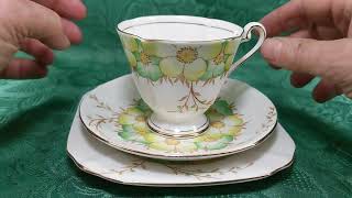 Roslyn Fine Bone China Esme 8128 Teacup Saucer and Side Plate Trio