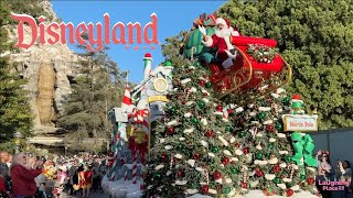 A Christmas Fantasy Parade | Disneyland Park | 2024