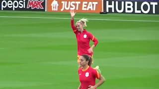 Euro 2022: Jackie Groenen Waving to Manchester United Women Fans