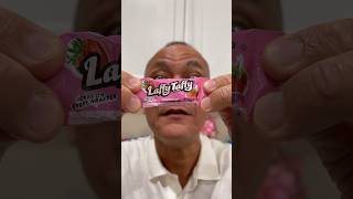 👂 ASMR LAFFY TAFFY FRUIT CHEWY CANDY STRAWBERRY FLAVOR AND EATING SOUNDS 👂 #asmr #shorts