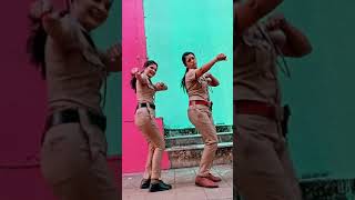 Bijlee Bijlee Song 🥰🥰 #gulki_joshi #bhavikasharma Amazing Dance #dance  #dancecover #shorts