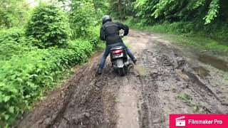 Yamaha vox and Honda joker off-road!Оффроуд на скутерах!