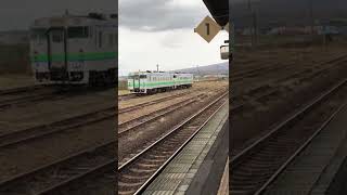 【北海道森駅】ディーゼル音を響かせ静かに出番を待つキハ40 #音鉄 #鉄道 #乗り鉄 #キハ40 #キハ40系 #北海道 #jr北海道