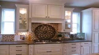 Lowes White Kitchen Cabinets With Glass Doors